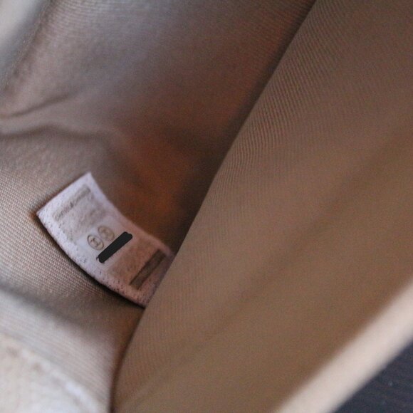 NIB Chanel Chevron Quilted Small Boy Bag - Beige with Gold hardware - Picture 4 of 9